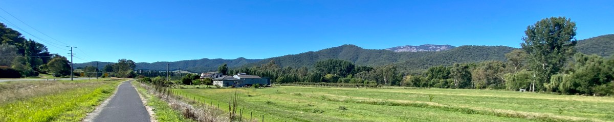 Murray to Mountains Rail Trail: Myrtleford to Bright&nbsp;return